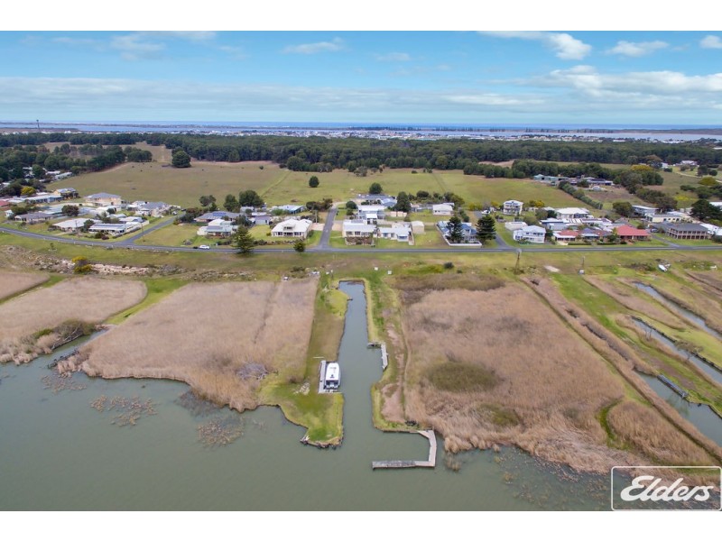 59 Captain Sturt Parade, Hindmarsh Island SA 5214