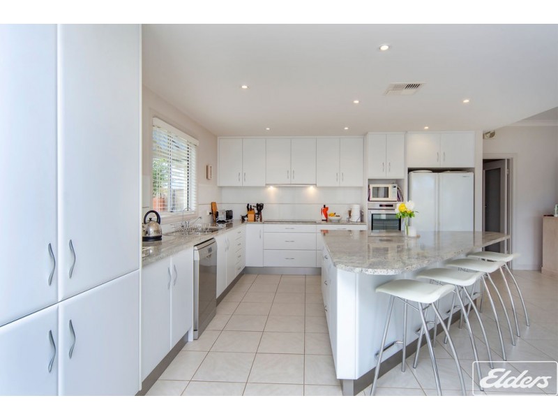 41 Arcadia Avenue, Hindmarsh Island SA 5214