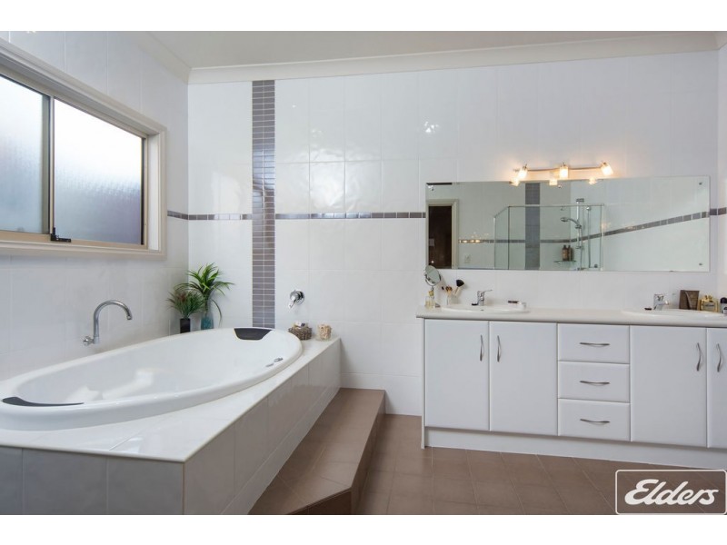 41 Arcadia Avenue, Hindmarsh Island SA 5214