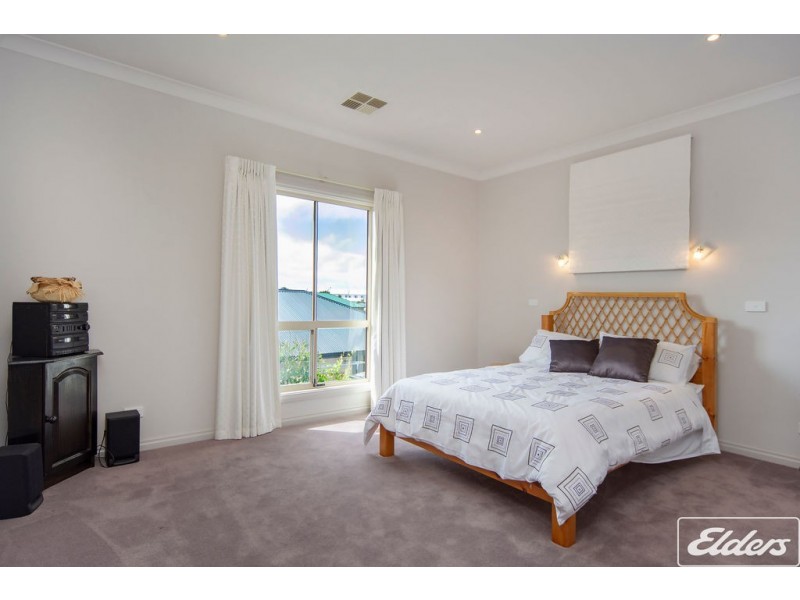 41 Arcadia Avenue, Hindmarsh Island SA 5214