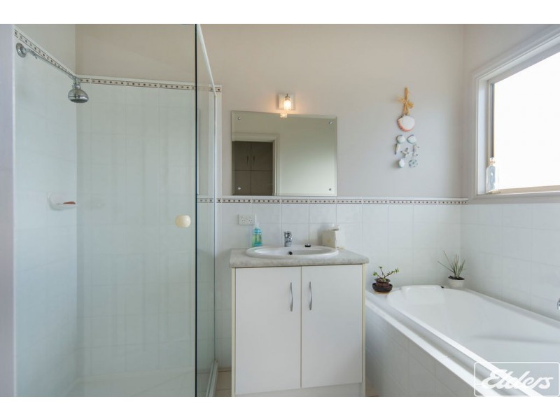 41 Arcadia Avenue, Hindmarsh Island SA 5214