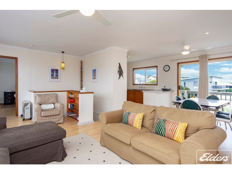 17 Hero Avenue, Middleton SA 5213