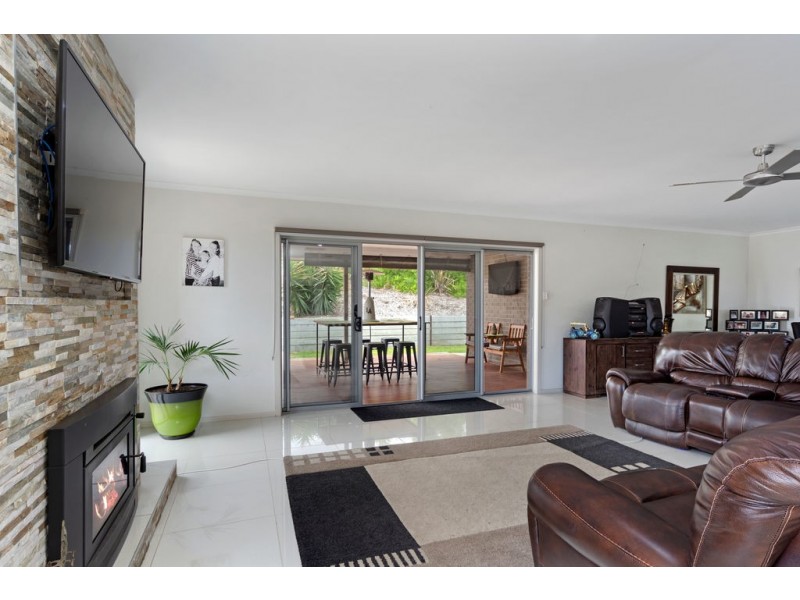 27 Gow Drive, Hindmarsh Island SA 5214