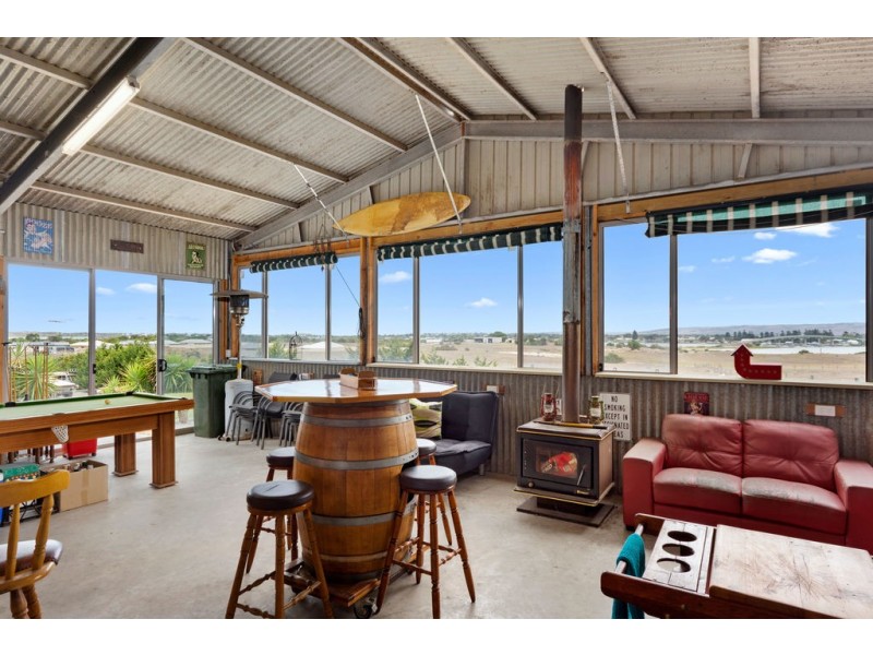 27 Gow Drive, Hindmarsh Island SA 5214