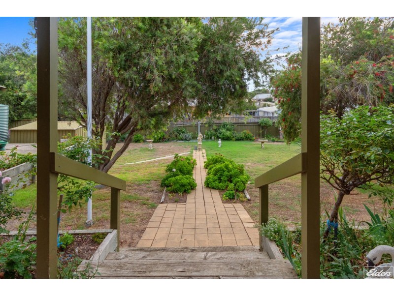 31 Beach Road, Goolwa Beach SA 5214