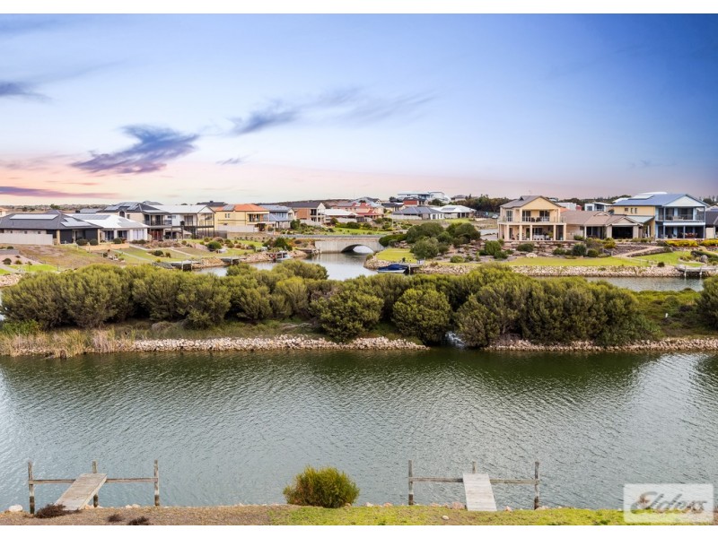 25 Blanche Parade, Hindmarsh Island SA 5214