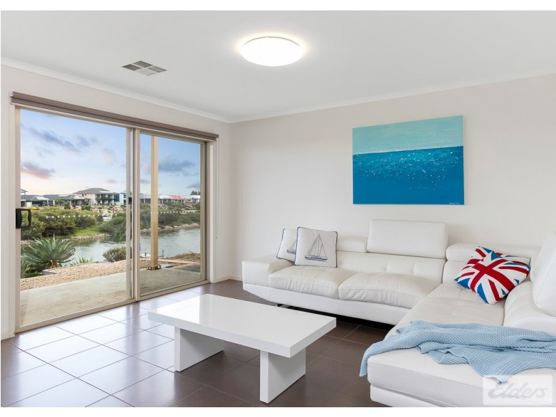 25 Blanche Parade, Hindmarsh Island SA 5214