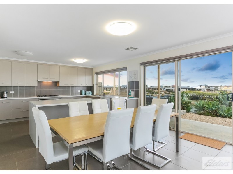 25 Blanche Parade, Hindmarsh Island SA 5214