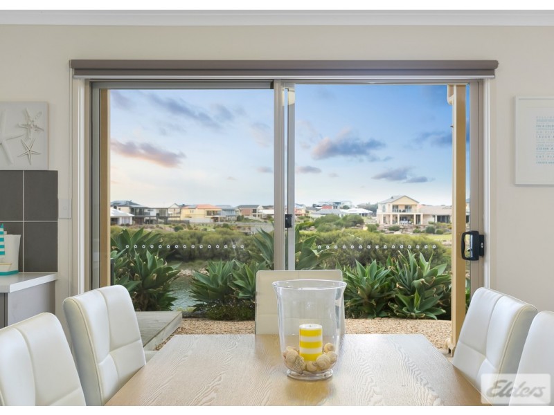 25 Blanche Parade, Hindmarsh Island SA 5214