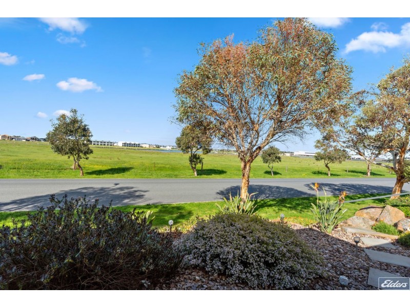 51 Princess Royal Parade, Hindmarsh Island SA 5214