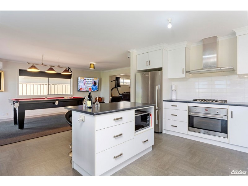 51 Princess Royal Parade, Hindmarsh Island SA 5214