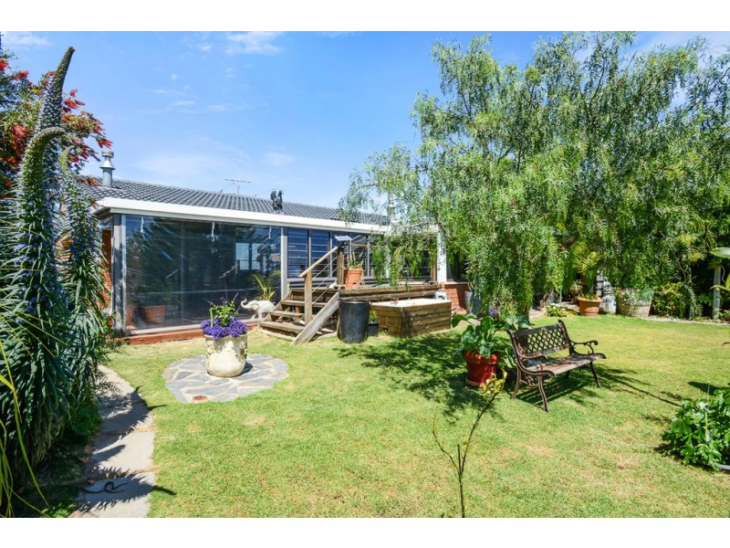 20 Sidney Parade, Hindmarsh Island SA 5214