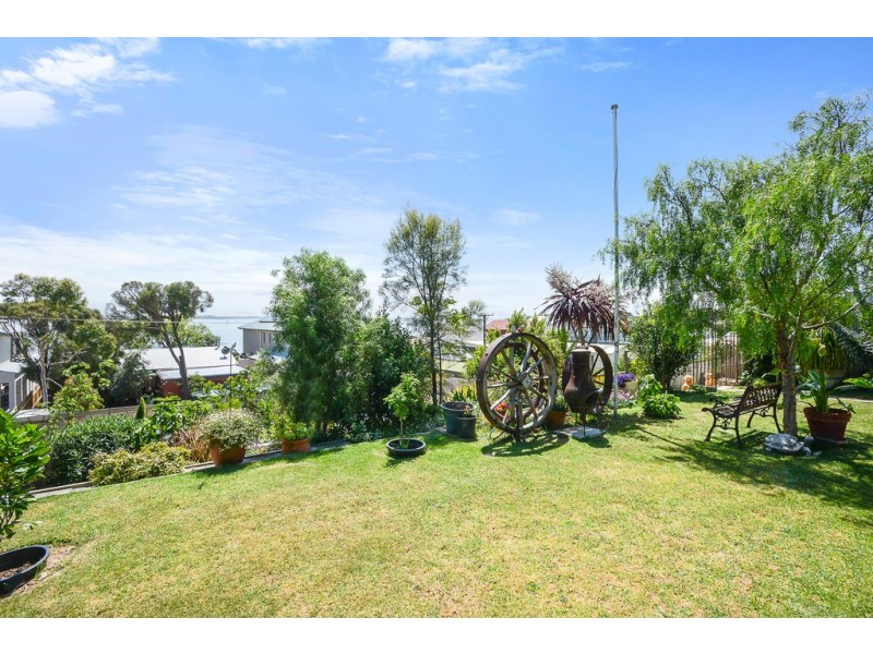 20 Sidney Parade, Hindmarsh Island SA 5214