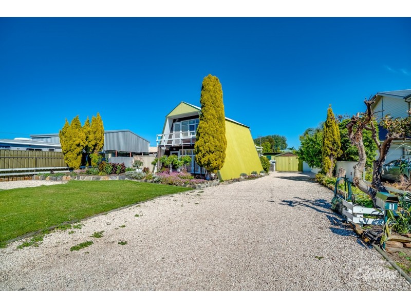 1 Noble Avenue, Goolwa North SA 5214
