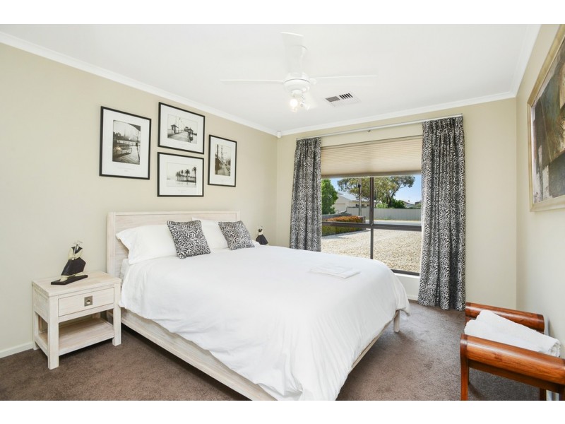 124 Fenchurch Street, Goolwa SA 5214
