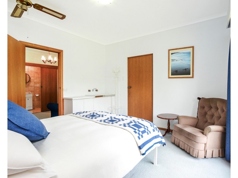 12 Osborne Street, Goolwa SA 5214