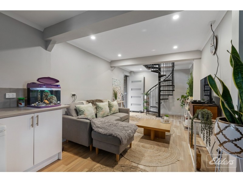 9 Sandland Street, Goolwa South SA 5214