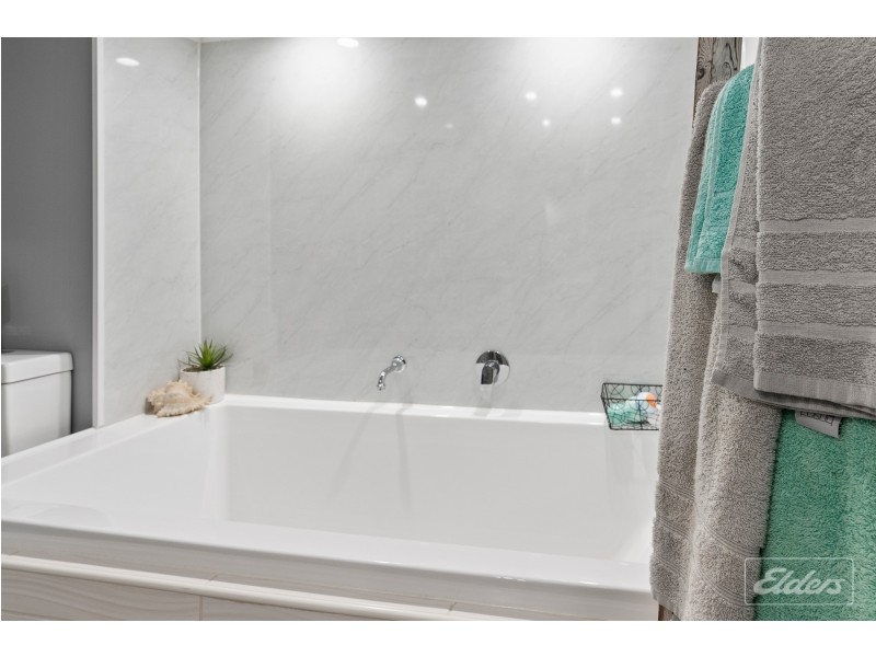 9 Sandland Street, Goolwa South SA 5214