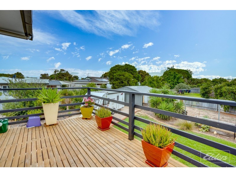 9 Sandland Street, Goolwa South SA 5214