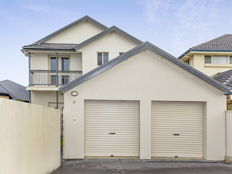 21 Britannia Parade, Hindmarsh Island SA 5214