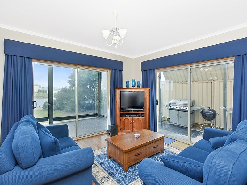 21 Britannia Parade, Hindmarsh Island SA 5214
