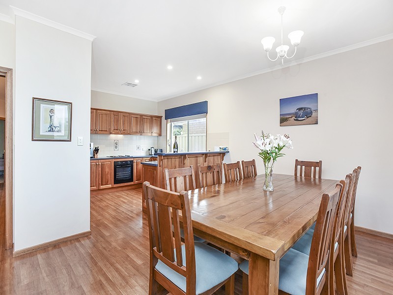 21 Britannia Parade, Hindmarsh Island SA 5214