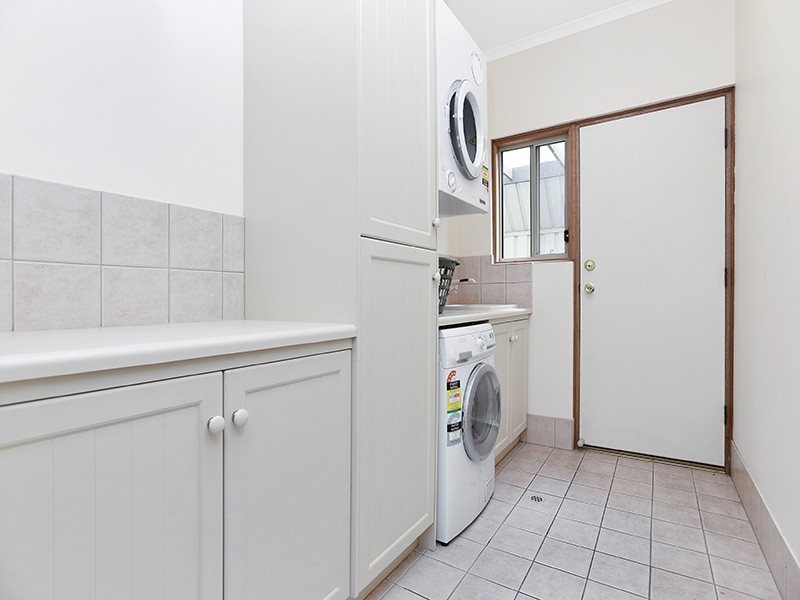 21 Britannia Parade, Hindmarsh Island SA 5214