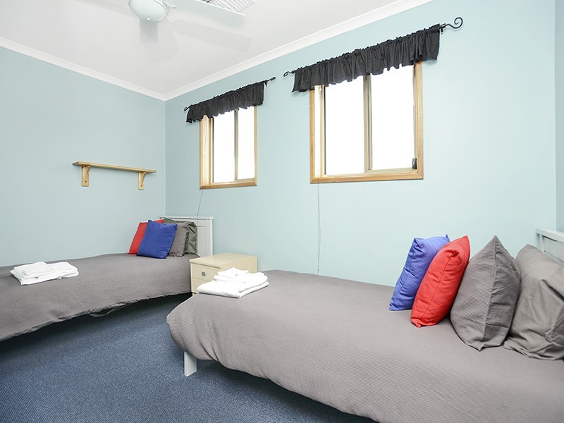 21 Britannia Parade, Hindmarsh Island SA 5214