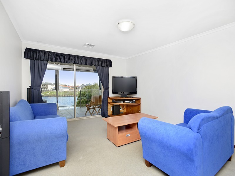 21 Britannia Parade, Hindmarsh Island SA 5214