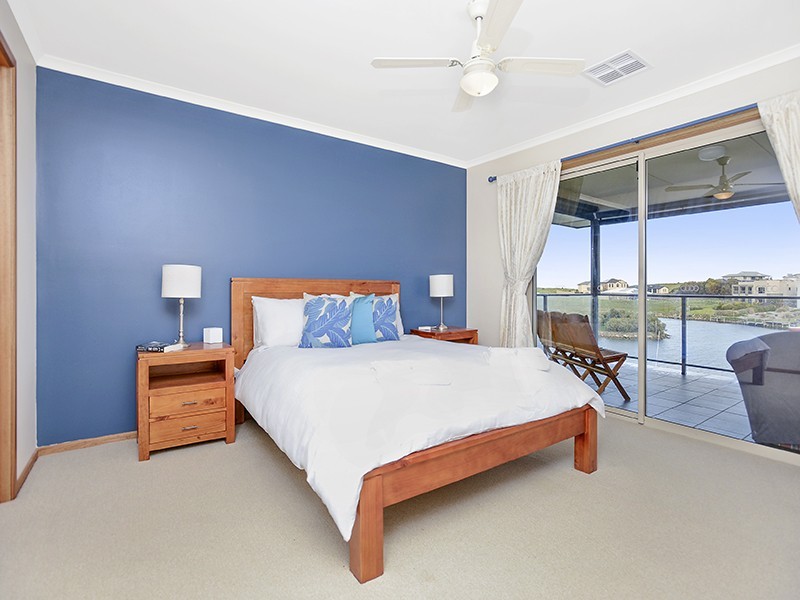 21 Britannia Parade, Hindmarsh Island SA 5214