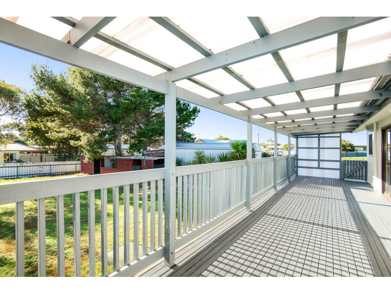 2 Pitt Street, Goolwa Beach SA 5214