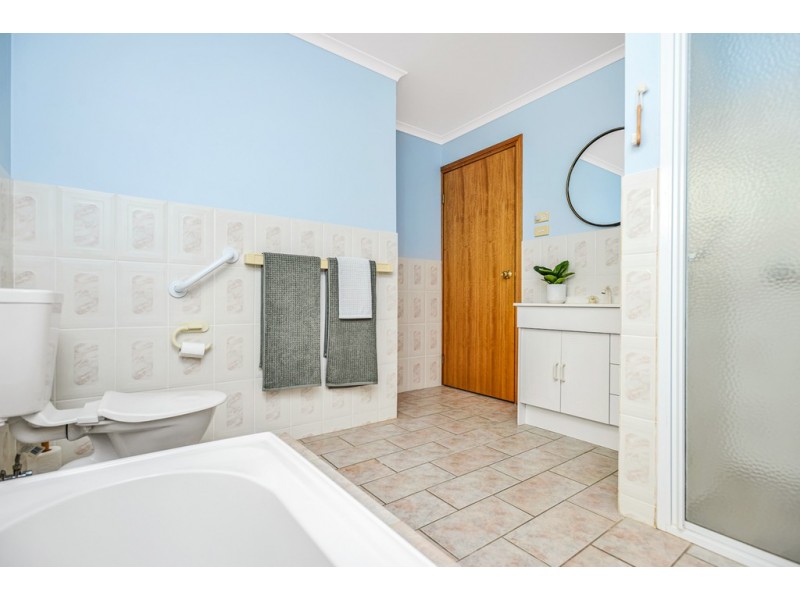 78 Surfers Parade, Middleton SA 5213
