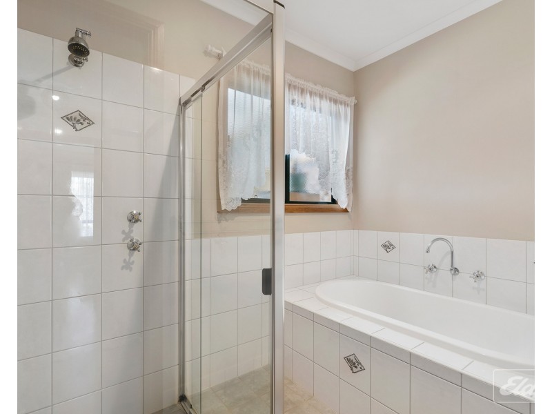 11 Glassenbury Street, Goolwa Beach SA 5214