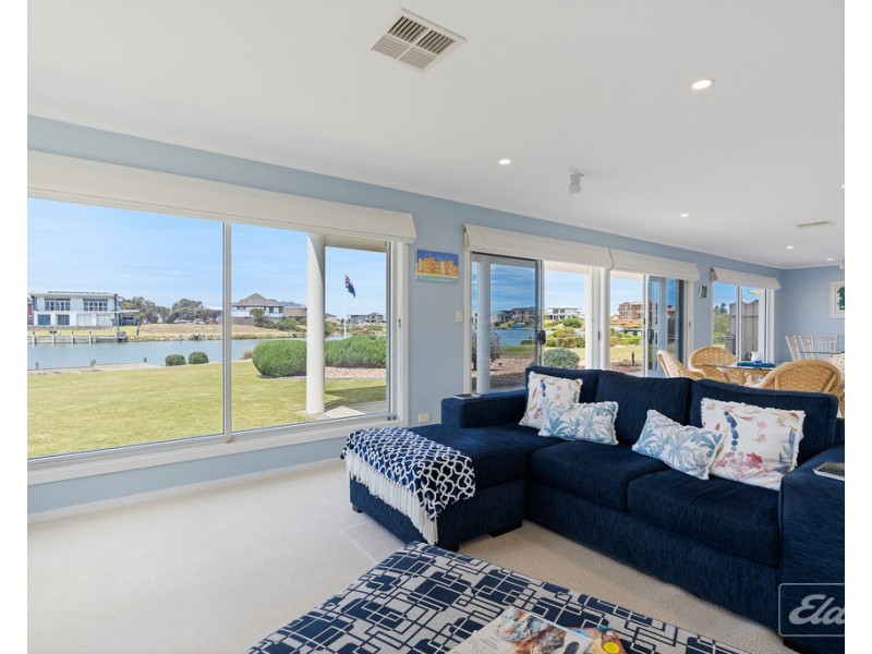 4 Arcadia Avenue, Hindmarsh Island SA 5214