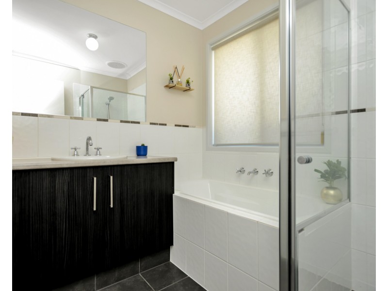 127 Excelsior Parade, Hindmarsh Island SA 5214