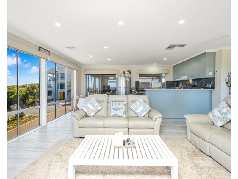 6 Aldam Avenue, Goolwa Beach SA 5214