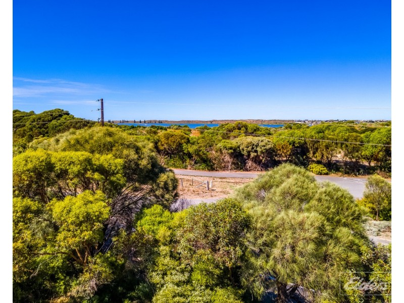 37 Randell Road, Hindmarsh Island SA 5214