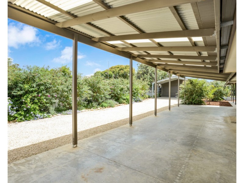 16 Willmett Road, Goolwa Beach SA 5214