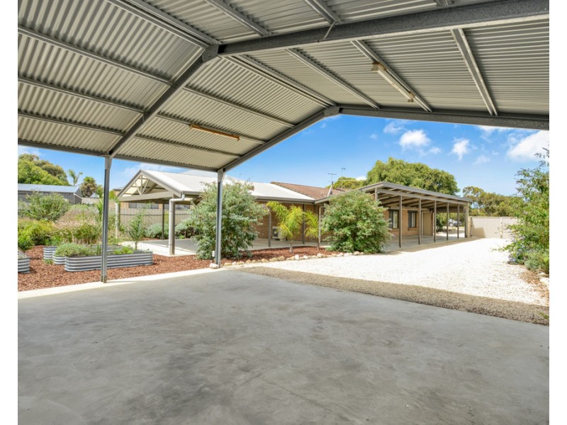 16 Willmett Road, Goolwa Beach SA 5214