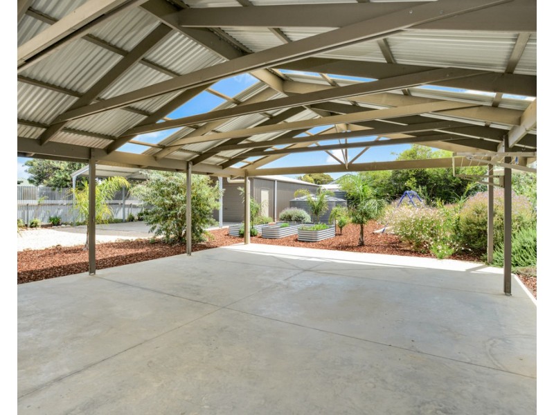 16 Willmett Road, Goolwa Beach SA 5214