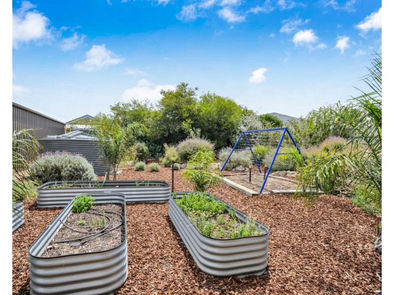 16 Willmett Road, Goolwa Beach SA 5214