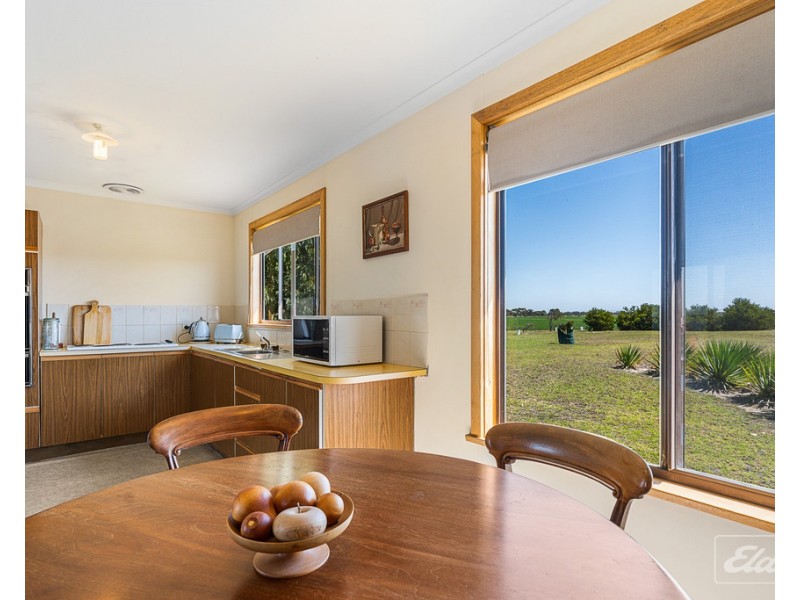81 Sterling Downs Road, Currency Creek SA 5214