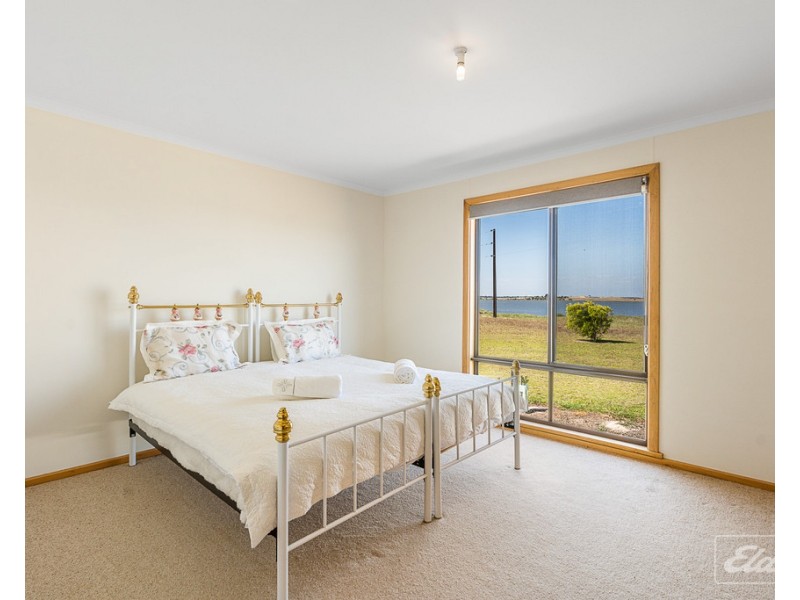 81 Sterling Downs Road, Currency Creek SA 5214