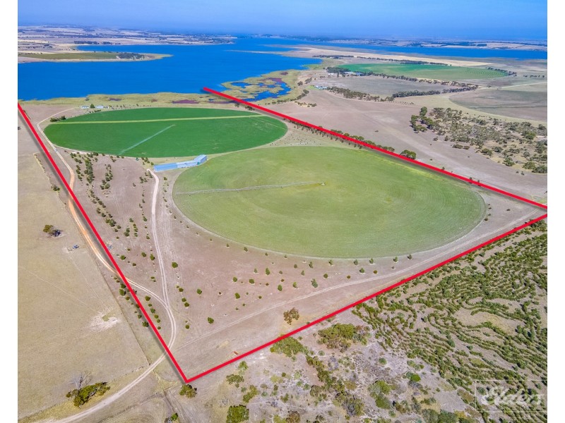 81 Sterling Downs Road, Currency Creek SA 5214