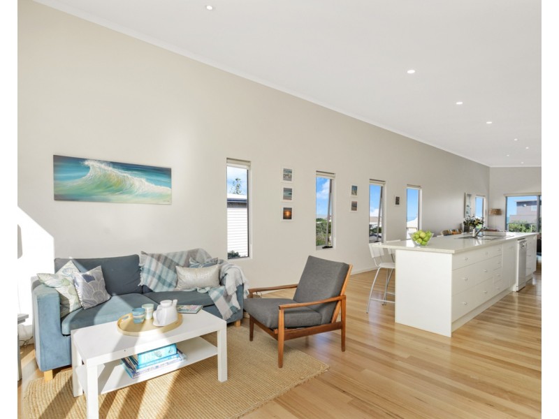 83 Newell Avenue, Middleton SA 5213