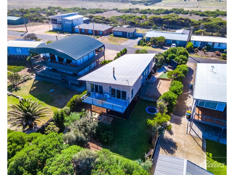 83 Newell Avenue, Middleton SA 5213