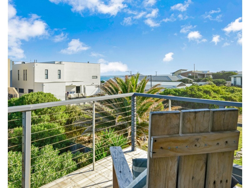 83 Newell Avenue, Middleton SA 5213