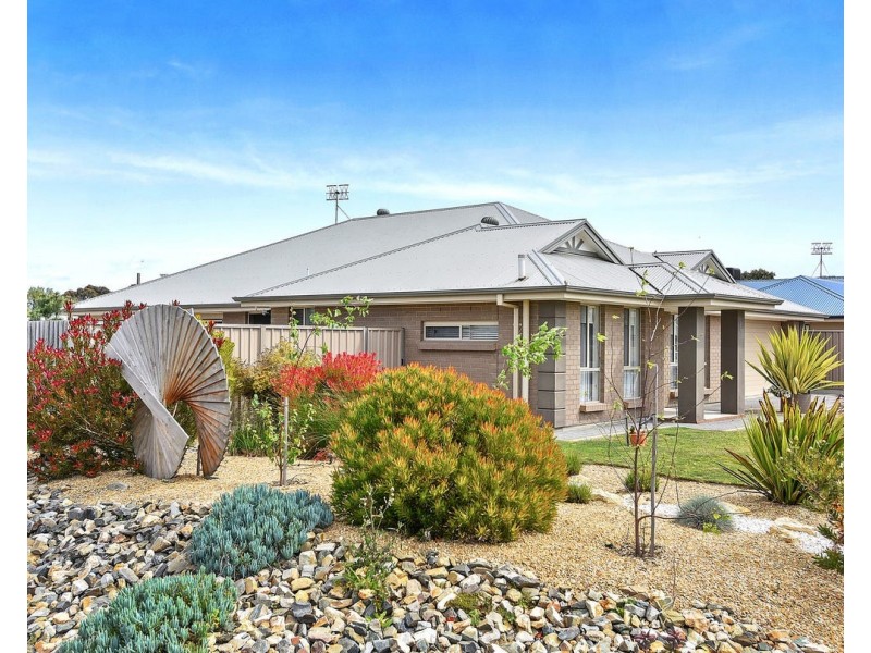 1 Wakefield Drive, Goolwa North SA 5214