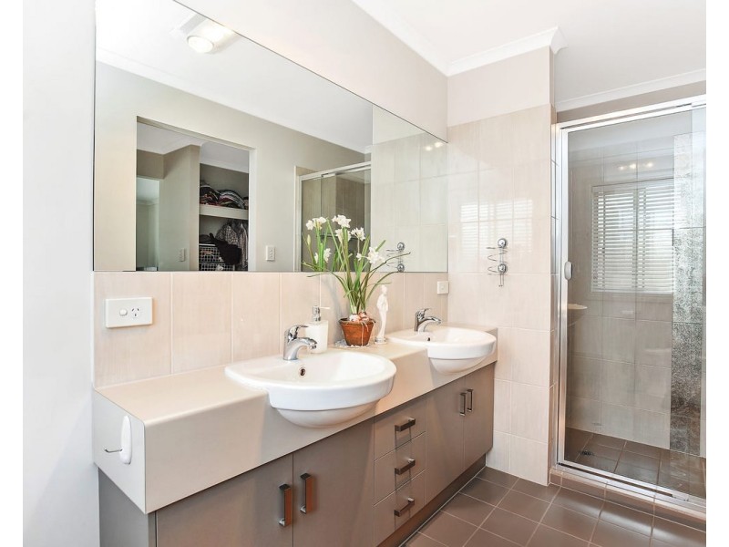 1 Wakefield Drive, Goolwa North SA 5214