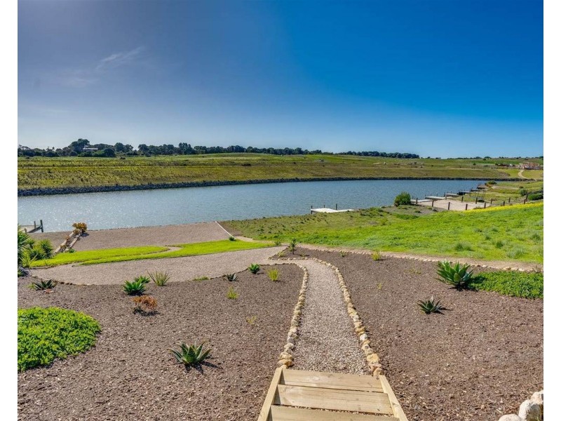 42 Blanche Parade, Hindmarsh Island SA 5214